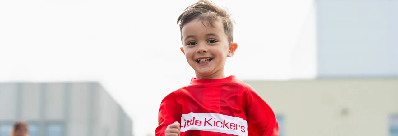 Partido de niños en Mega Kickers